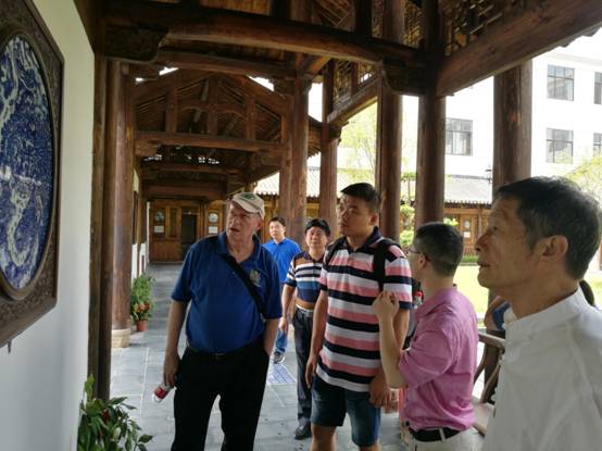 中国日报中外记者走进景德镇名坊园