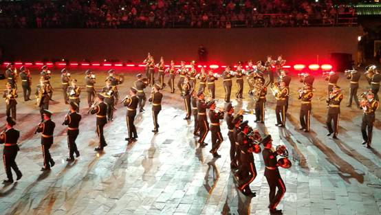 第五届南昌国际军乐节主题晚会在滕王阁举行