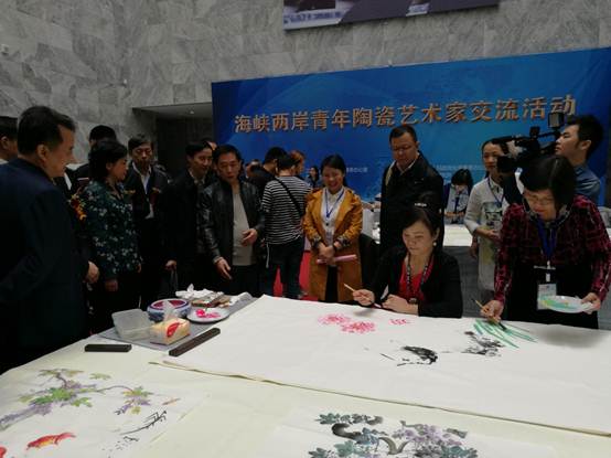国内外近千家陶瓷企业参与景德镇瓷博会