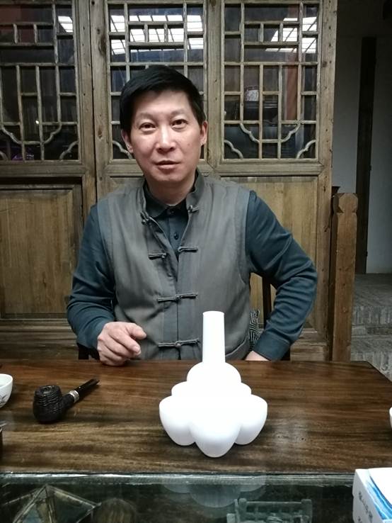 景德镇陶瓷世家传承人李胜：在继承传统中进行创新源于对陶瓷喜爱与专注