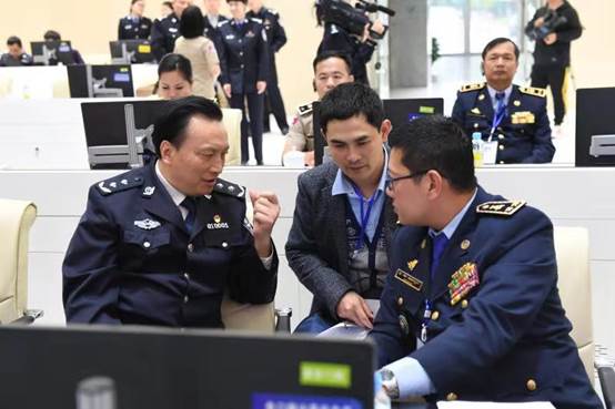柬埔寨警察来南昌交流 VR智慧安保获好评