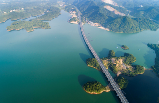 穿行庐山西海的水上高速公路 江西最美 犹若人间仙境